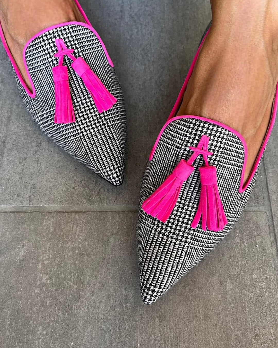 POINTED LOAFER WITH FLUO TASSELS
